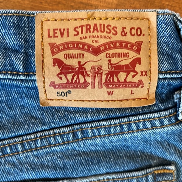 Levi’s Authentic 501 Denim Cut-offs Blue Jeans Shorts Button Fly Size 28 - Picture 6 of 11